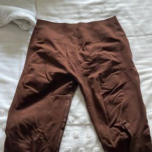 Alphalete Amplify Leggings